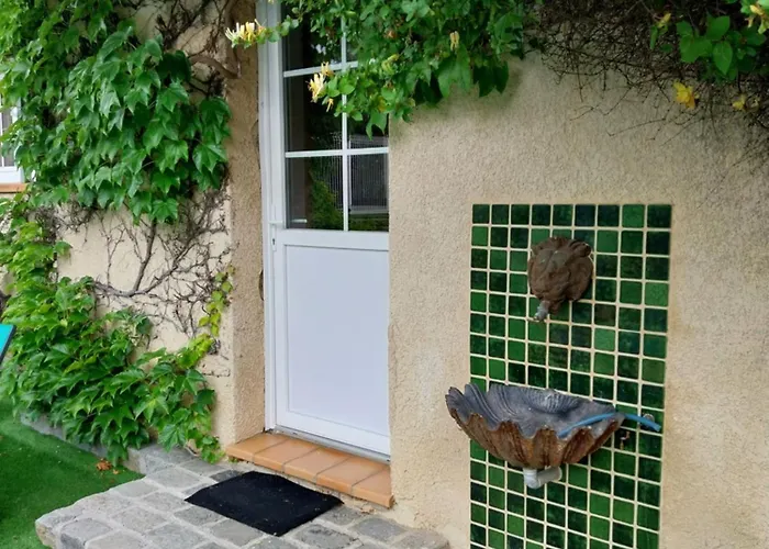 Appartamento Superbe Grand Confort Avec Exterieur Poussan